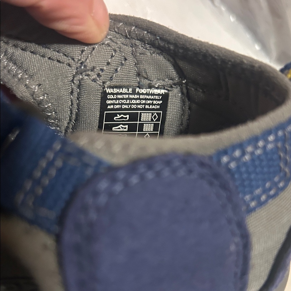 Keen Kids Navy and Gray Sandals - Picture 6 of 6